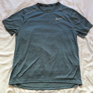 Nike DriFit Shirt